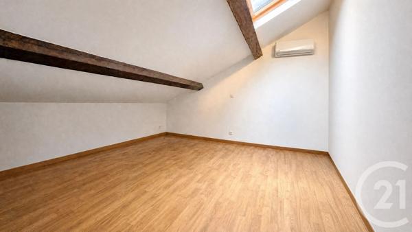 Appartement à vendre  3 pièces - 56,10 m 2   CHALONS EN CHAMPAGNE  - 51