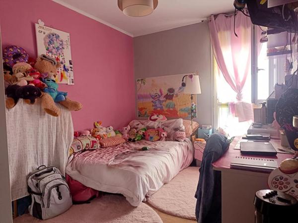 Appartement Port De Bouc 4 pièce(s) 88 m2 ET place de parking