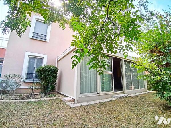 ST PAUL TROIS CHATEAUX Maison 120 m2 avec jardin