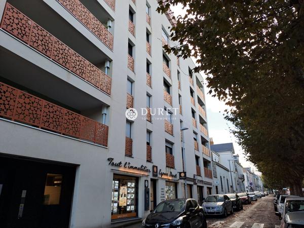 LA ROCHE SUR YON - GARAGE A VENDRE