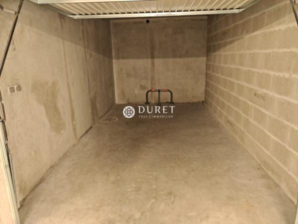 LA ROCHE SUR YON - GARAGE A VENDRE