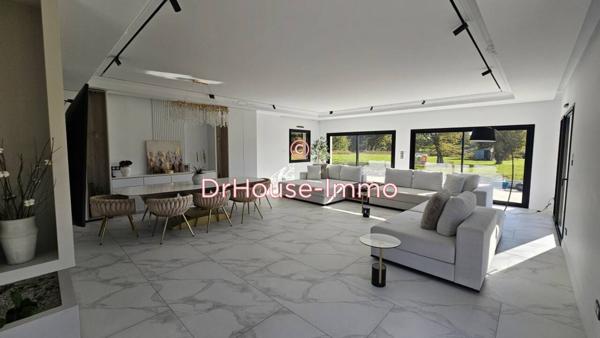 Maison à vendre 6 pièces de 224 m²