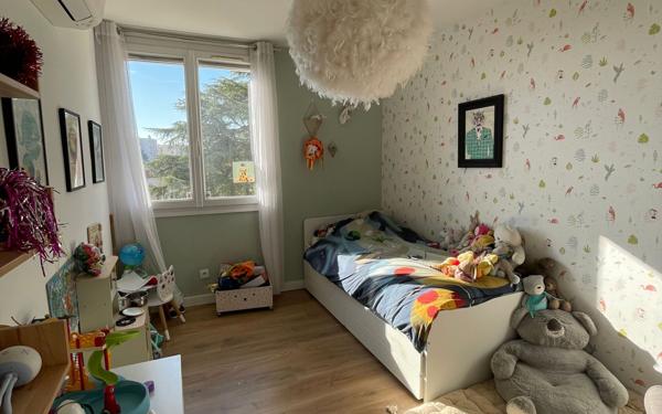 Appartement à vendre    5 pièces • 80,92 m2 Montpellier