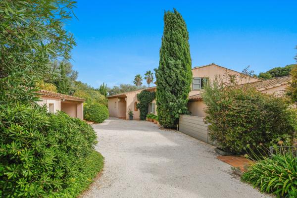 Vente Maison de luxe Ollioules 7 Pièces 186 m²