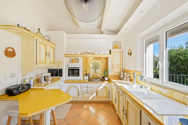 Vente Maison de luxe Ollioules 7 Pièces 186 m²