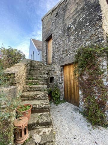 Charmante maison en pierre rénovée avec goût  5km Clécy