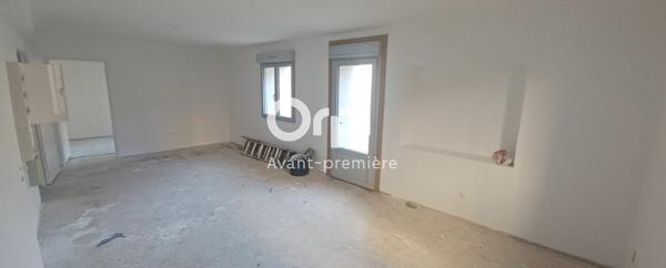 Appartement à vendre    2 pièces • 45,41 m2 Saint-Étienne-de-Saint-Geoirs