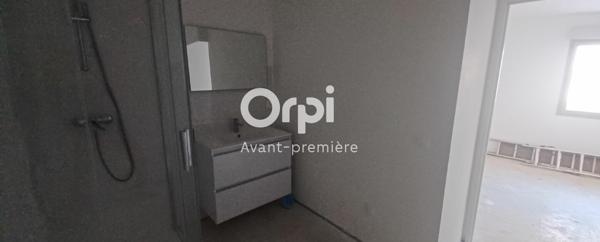 Appartement à vendre    2 pièces • 45,41 m2 Saint-Étienne-de-Saint-Geoirs
