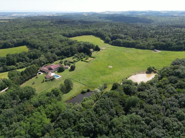 Vente Maison de luxe Mirepoix 17 Pièces 625 m²