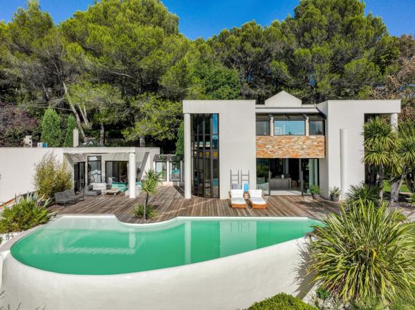 Vente Maison de luxe Éguilles 6 Pièces 300 m²