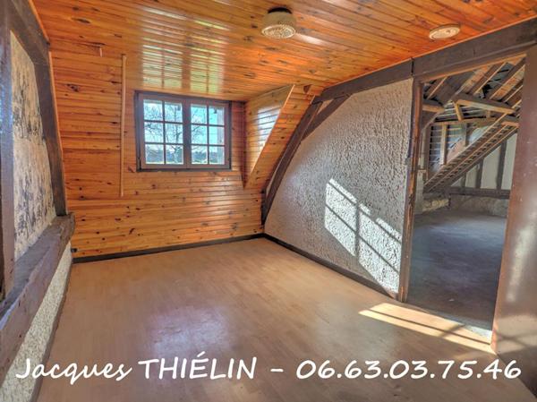 Maison en pierre à rénover au calme absolu