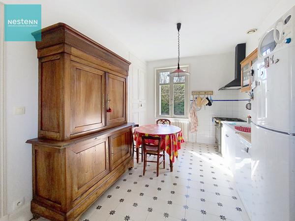 Amboise, Corps de ferme avec ses dépendances 7 pièce(s) 125 m2