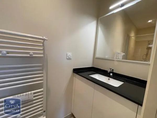 Appartement à louer 3 pièces 59.87m²