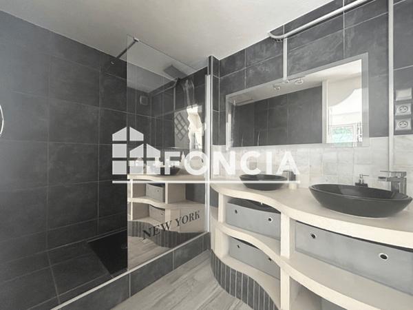 Location Appartement 2 pièces 46.32 m² - 10 AVENUE FRANCIS BOUET Cholet 49300