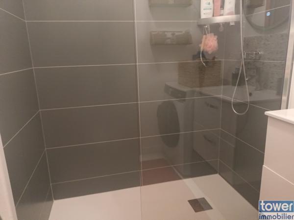 Appartement
                                                                                                                                                                                                                                                                                                                        3 pièce(s)                                                                                                                                                                                                          2 chambre(s)                                                                                                                                                                                                          65.98  m²