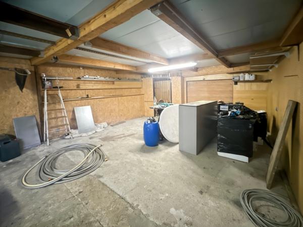 Maison rénovée 6 pièces sous sol total piscine