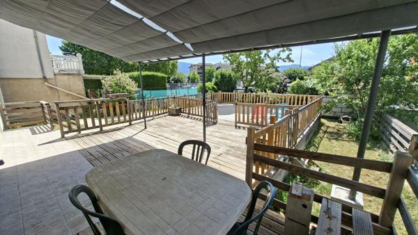 - Maison avec piscine au centre-ville -