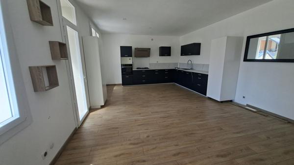 - Maison avec piscine au centre-ville -
