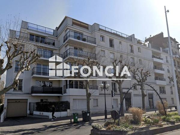 Location Parking - 105 RUE DU GENERAL DE GAULLE Enghien Les Bains 95880