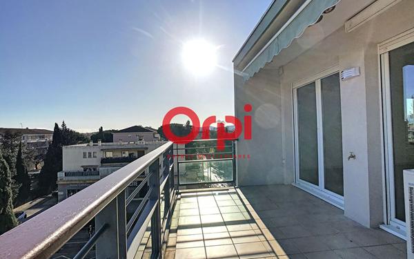 Appartement à louer    3 pièces •  Fréjus