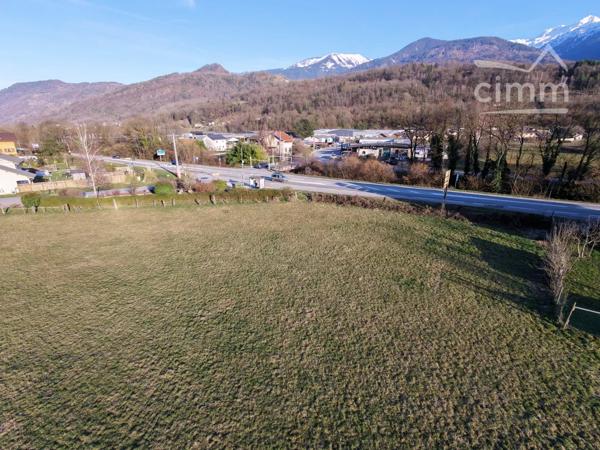 A VENDRE TERRAIN CONSTRUCTIBLE 1332 M2 VALGELON LA ROCHETTE 73110.