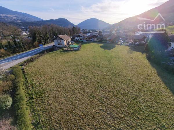 A VENDRE TERRAIN CONSTRUCTIBLE 1332 M2 VALGELON LA ROCHETTE 73110.