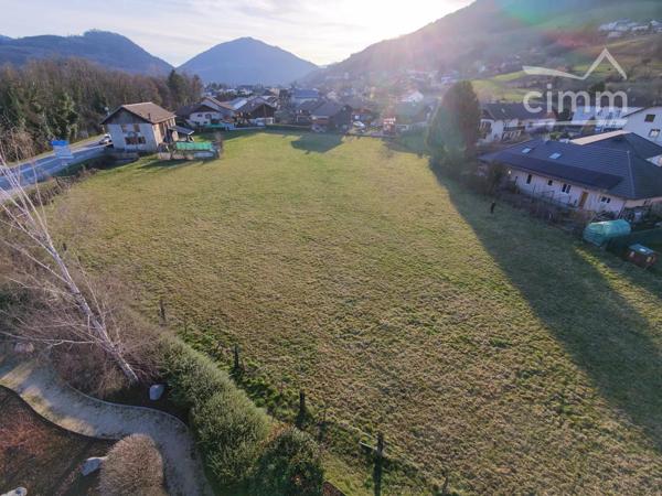 A VENDRE TERRAIN CONSTRUCTIBLE 1332 M2 VALGELON LA ROCHETTE 73110.