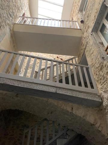 Appartement à louer aux Vans (07140)