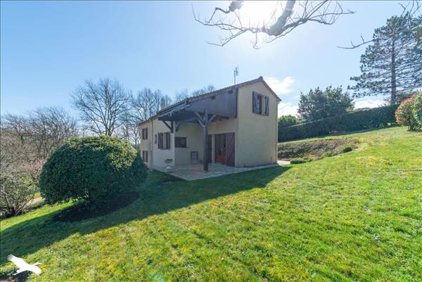 Maison à vendre |  Puy-l'Évêque |  6 pièces | 140 m²