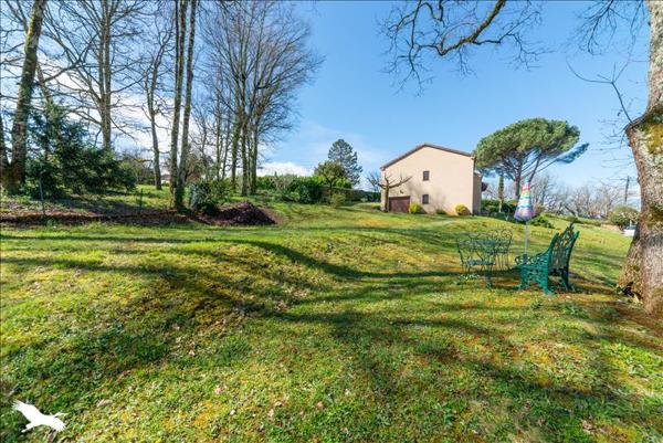 Maison à vendre |  Puy-l'Évêque |  6 pièces | 140 m²