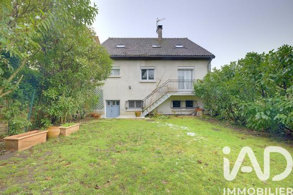 Maison à vendre 6 pièces 142 m² Gagny