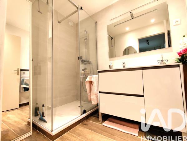 Appartement à vendre 3 pièces 66 m² Hyères