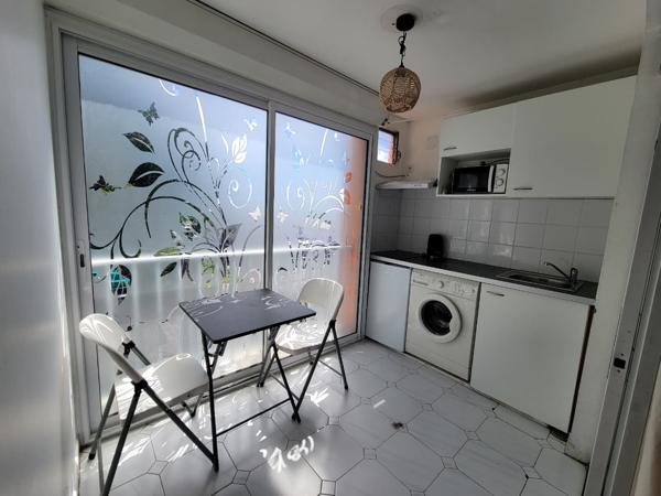 Studio meublé vue mer