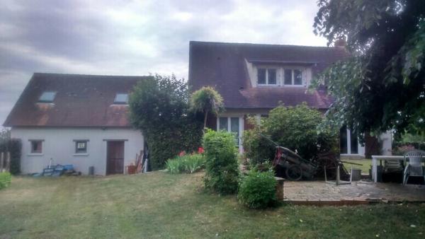 maison avec 1800m2 de terrain