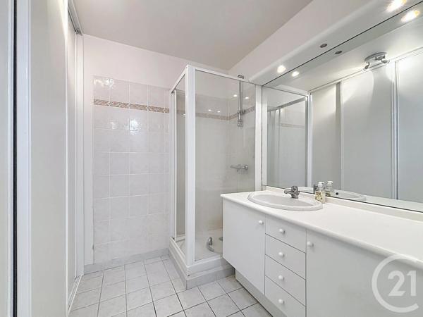 Appartement F3 à vendre  3 pièces - 64,23 m 2   RAMBOUILLET  - 78