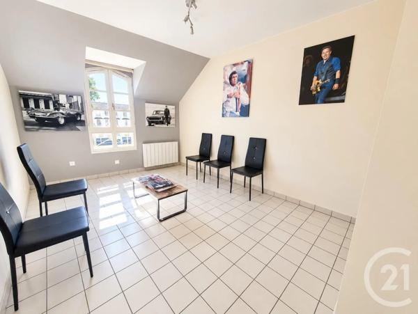Appartement F2 à vendre  2 pièces - 40,03 m 2   L ISLE ADAM  - 95