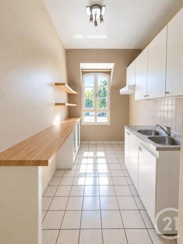 Appartement F2 à vendre  2 pièces - 40,03 m 2   L ISLE ADAM  - 95