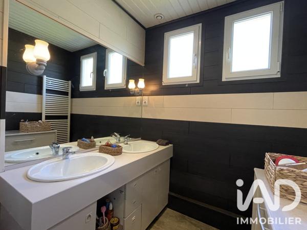 Maison à vendre 5 pièces 117 m² Pouzauges
