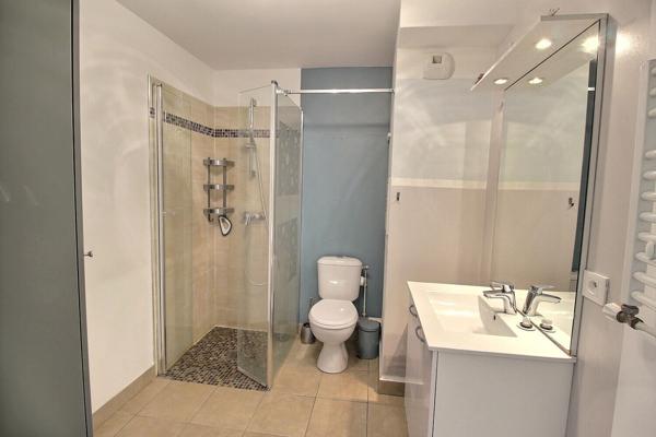 Appartement 3 pièces à vendre à Massy, centre ville limite Antony