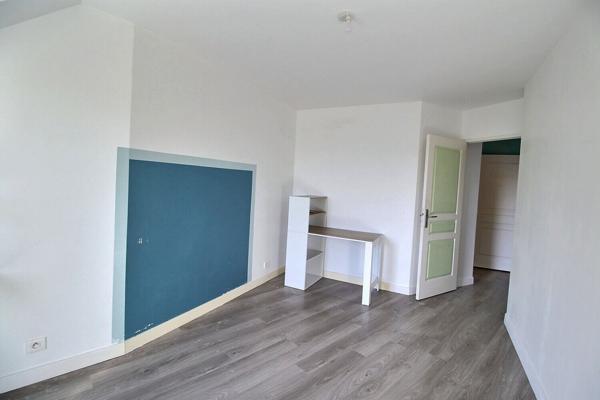 Appartement 3 pièces à vendre à Massy, centre ville limite Antony