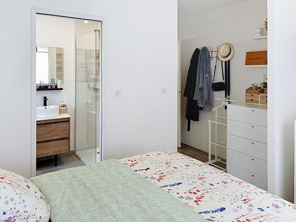 Saint-Denis-d'Anjou : maison 4 chambres avec suite parentale et garage