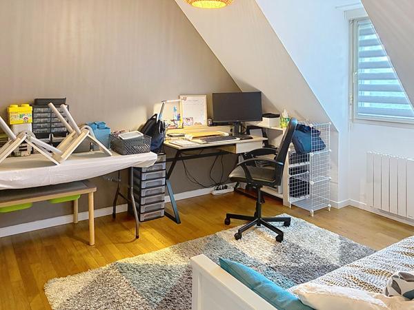 Saint-Denis-d'Anjou : maison 4 chambres avec suite parentale et garage