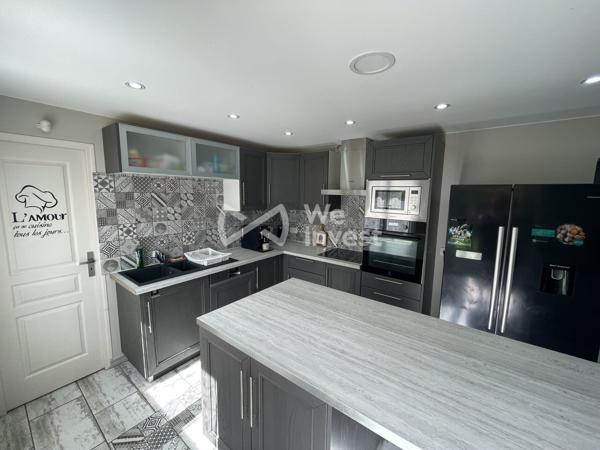 Maison 6 CHAMBRES 157 m²