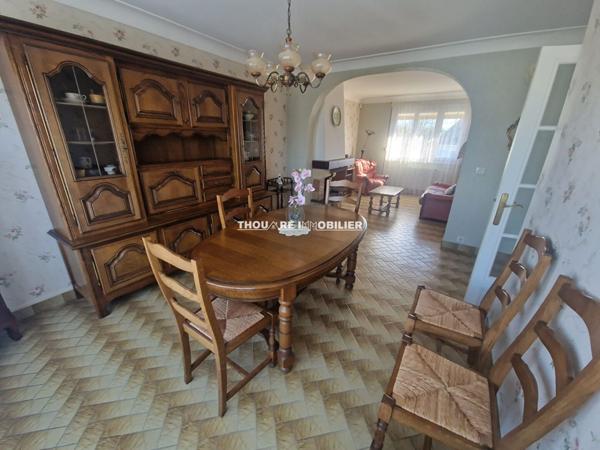 44470 THOUARE SUR LOIRE Maison Thouaré Sur Loire 7 pièce(s) 125 m2 sur belle parcelle divisible et constructible proche centre.