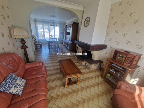 44470 THOUARE SUR LOIRE Maison Thouaré Sur Loire 7 pièce(s) 125 m2 sur belle parcelle divisible et constructible proche centre.