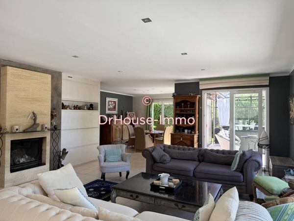 Maison à vendre 5 pièces de 154 m²