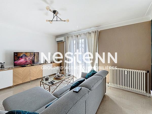 Appartement T4 avec 2 chambres Rénové et moderne Cave Balcons FORT DE BRON - 69500 BRON