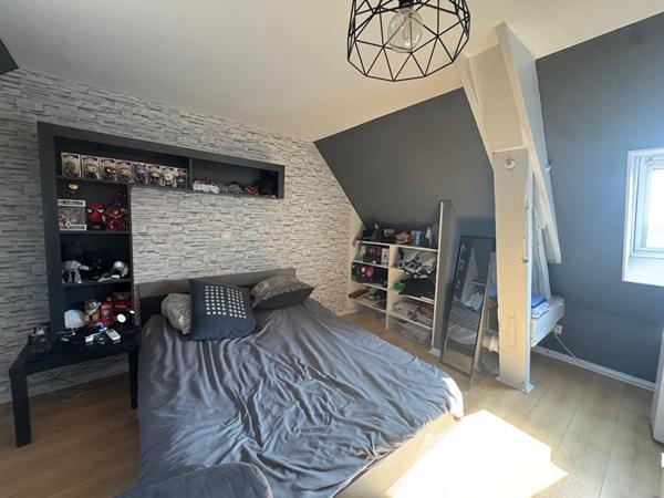 Superbe maison ancienne à vendre à Bantanges - 7 pièces, piscine et grand terrain