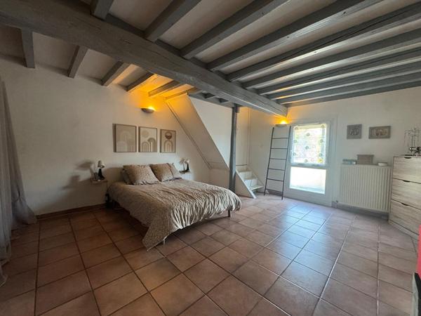 Superbe maison ancienne à vendre à Bantanges - 7 pièces, piscine et grand terrain