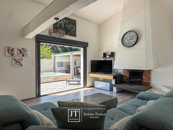 Maison
                                                                                                                                                                                                                                                                                                                        4 pièce(s)                                                                                                                                                                                                          3 chambre(s)                                                                                                                                                                                                          122  m²